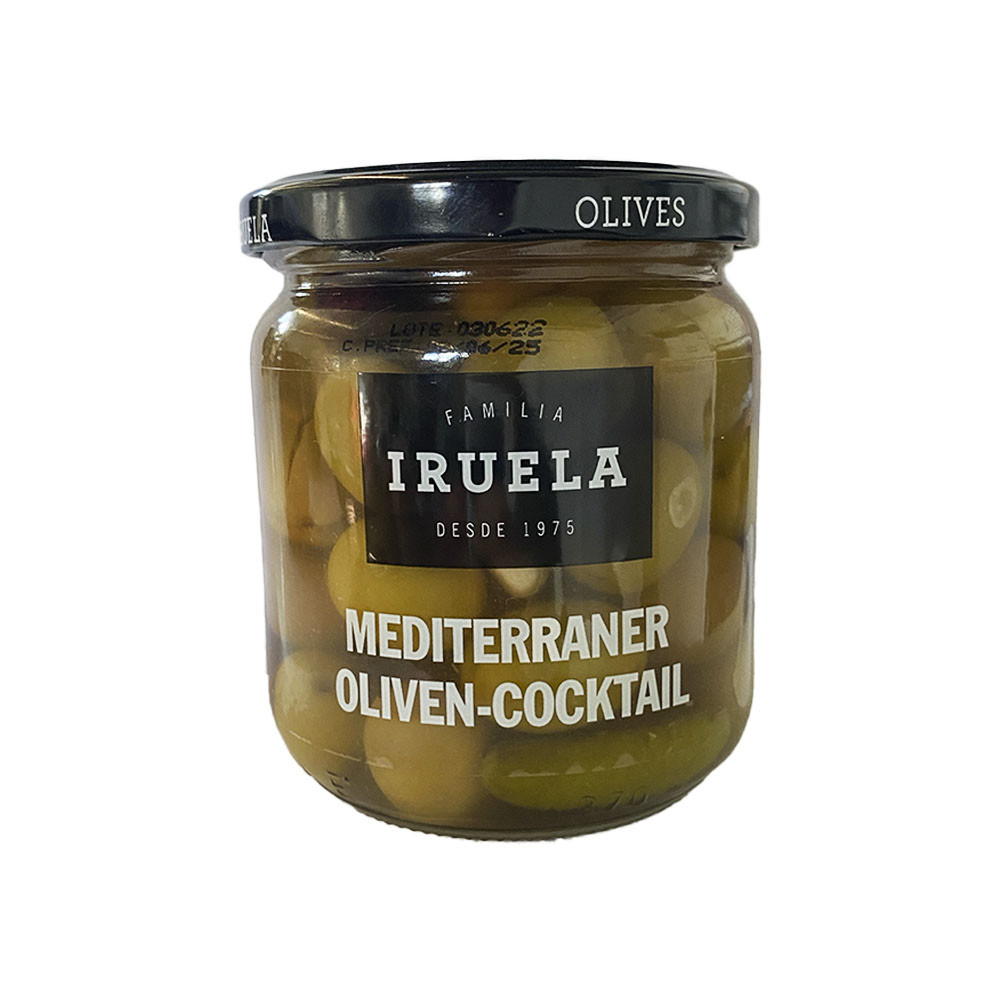 Mediterraner Oliven-Cocktail
